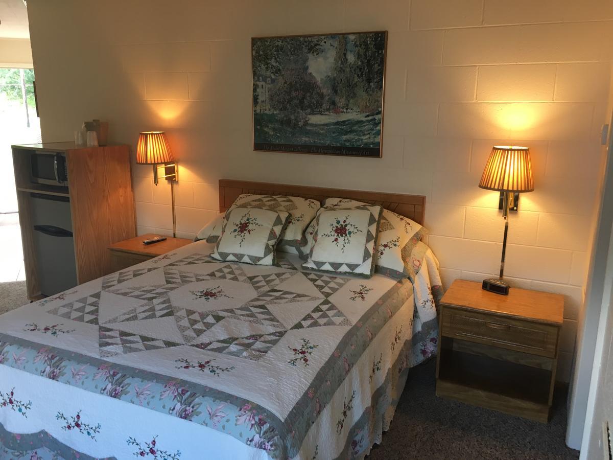 Bel Aire Motel Muskegon Heights Экстерьер фото