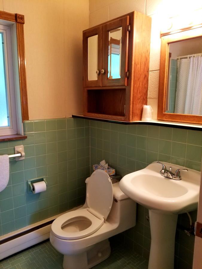 Bel Aire Motel Muskegon Heights Экстерьер фото
